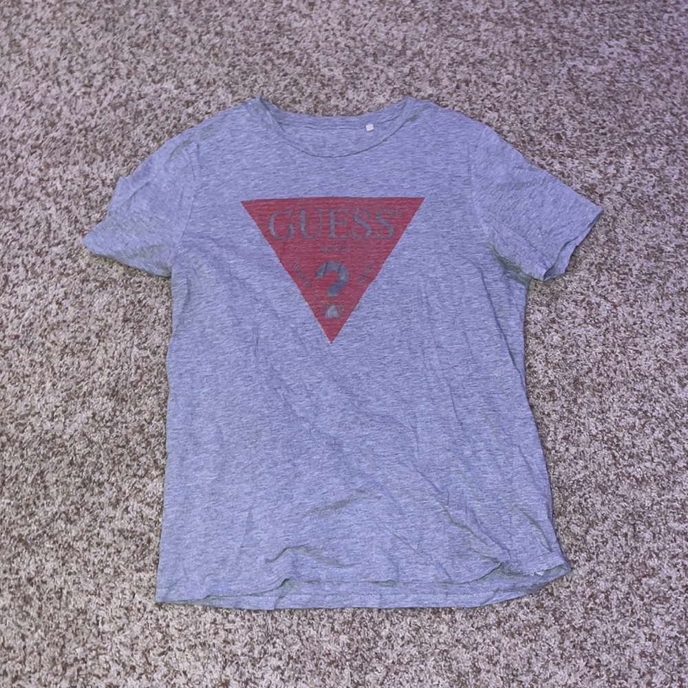 guess t shirt